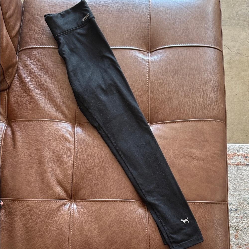 Victoria Secret’s Pink Women's Black Leggings